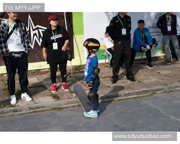 深圳滑板队的速度与技巧探讨:滑板运动中的激情与挑战